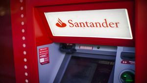 Хакеры воровали деньги с помощью бага в банкоматах Santander